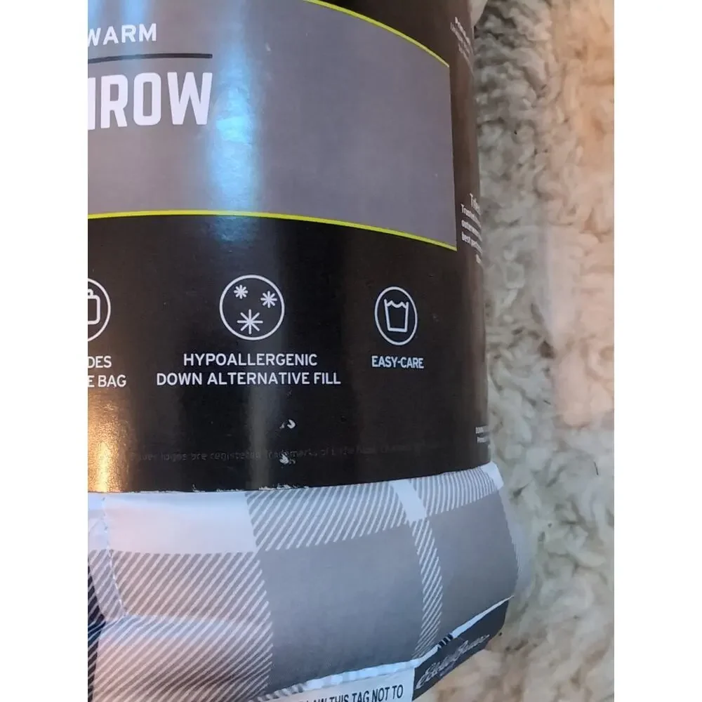 NEW Eddie Bauer Packable Throw 60 X 70 inches Gray Blue White Checked Pattern - Picture 4 of 9